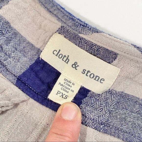 Cloth & Stone blue check tie front gauzy blouse - Picture 4 of 9